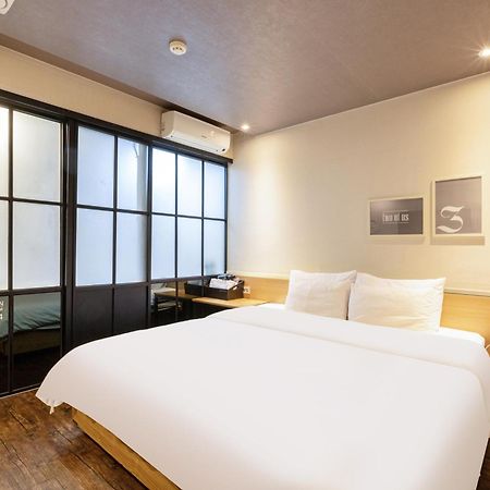 Dublin Hotel Busan Buitenkant foto