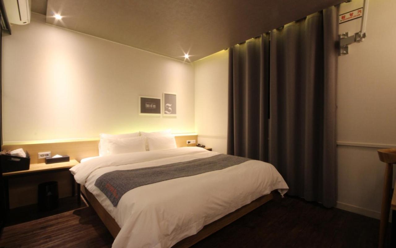 Dublin Hotel Busan Buitenkant foto